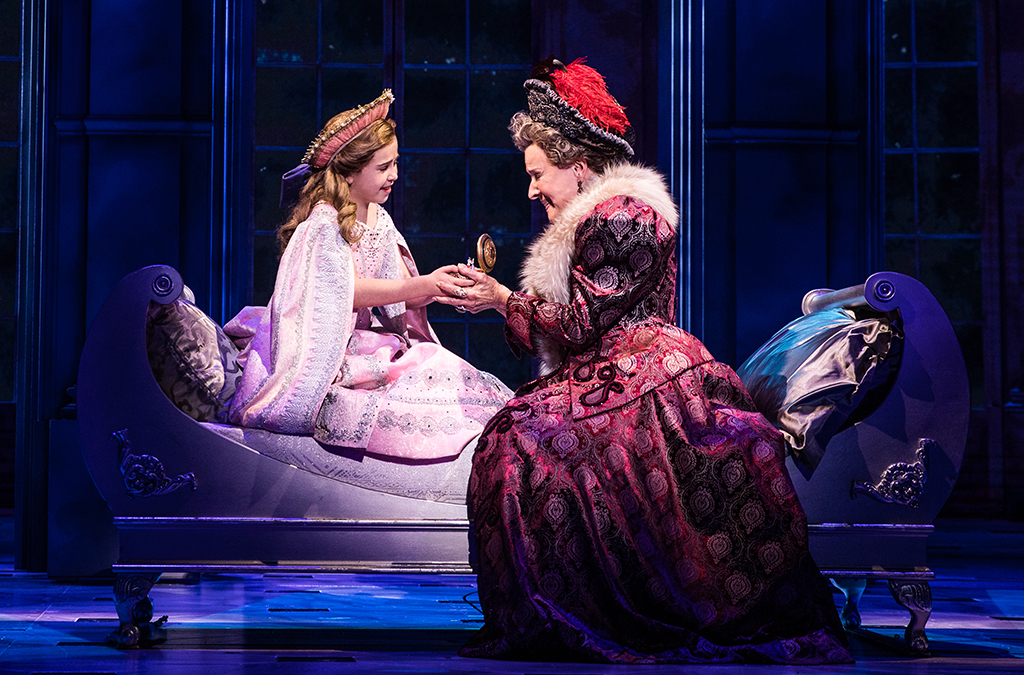Victoria Bingham and Joy Franz in the national tour of Anastasia.