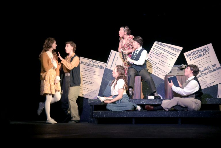 Antigone in Munich 2-CC